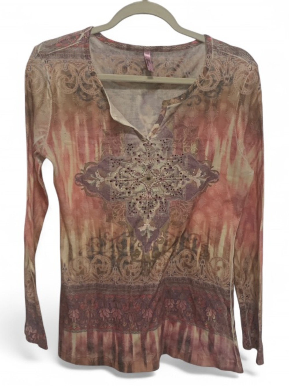 Y2K Long Sleeve Cyber Emo Print Split Neck Log Sleeve Top in Multicolor